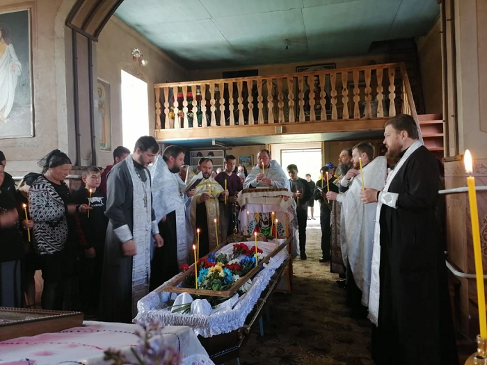 В пяти епархиях УПЦ простились с погибшими военнослужащими фото 5