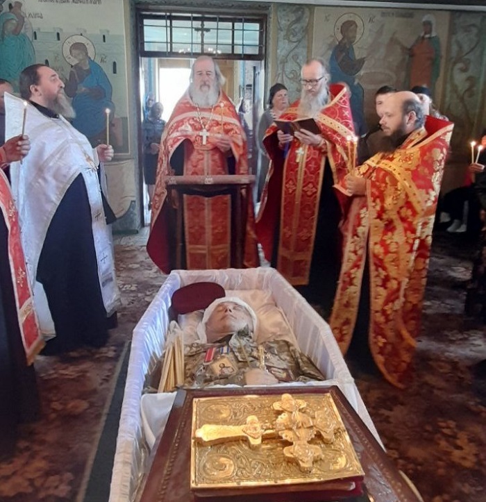 В пяти епархиях УПЦ простились с погибшими военнослужащими фото 3
