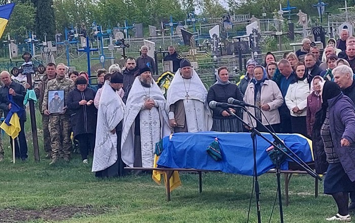 В пяти епархиях УПЦ простились с погибшими воинами фото 6